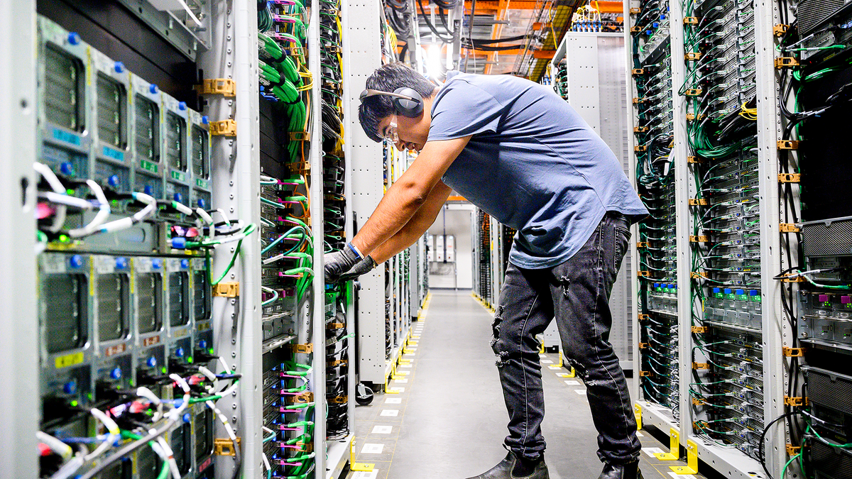 Amazon’s $10B AI and Cloud Investment in North Carolina